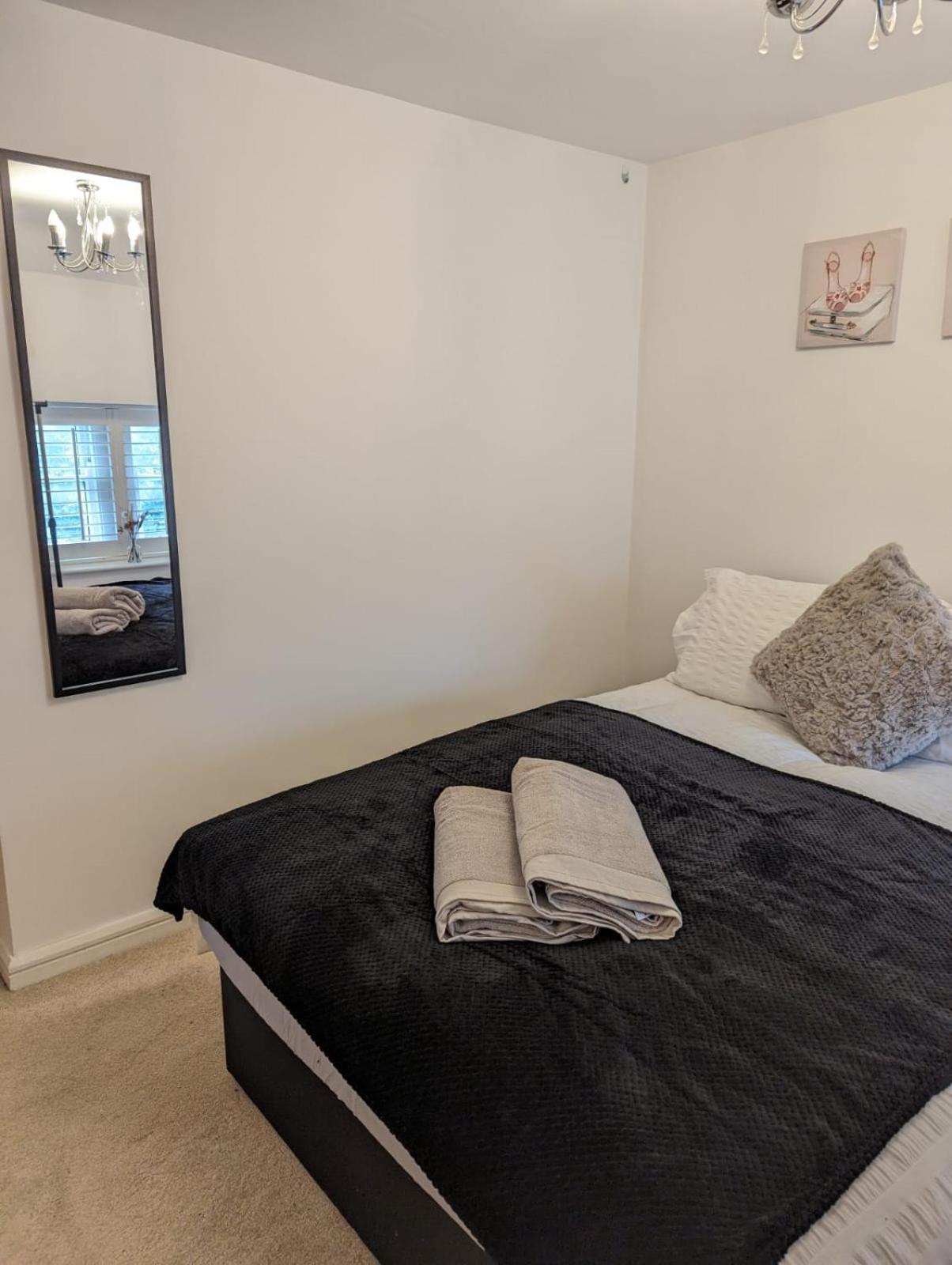 2-Bed Apartment Heart Of Cardiff Luaran gambar
